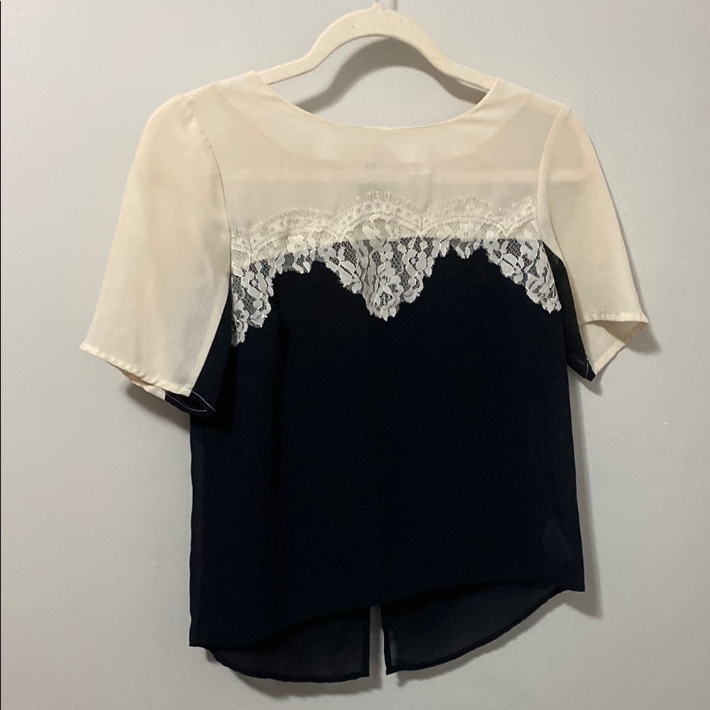 Xhilaration Cream and White Asymmetrical Blouse with Short Sleeves